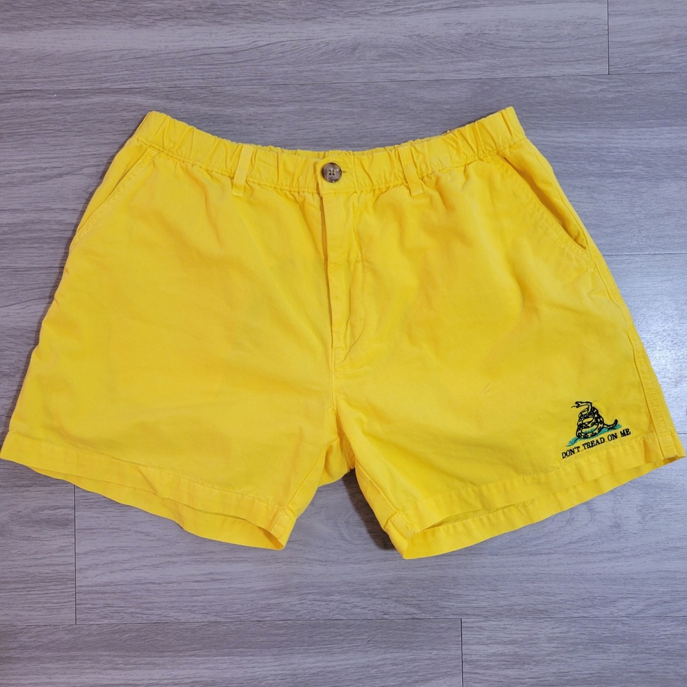 Chubbies Mens Yellow Dont Tread On Me Gadsden Flag Shorts Size Large Made in USA